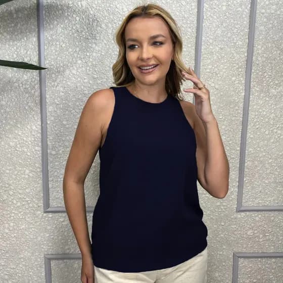 Blusa Regata Feminina Social Em Viscose Leve Com Alça Larga Fenda Lateral