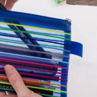 20 Unidades Estojo Multiuso Bolsinha Nylon Colorido Necessaire Promoção