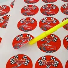 Adesivos personalizados e recortados 5x5cm para Lembrancinhas - Pirulitos - Latinhas - Caixinhas