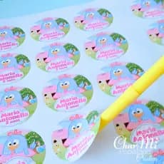 Adesivos personalizados e recortados 5x5cm para Lembrancinhas - Pirulitos - Latinhas - Caixinhas
