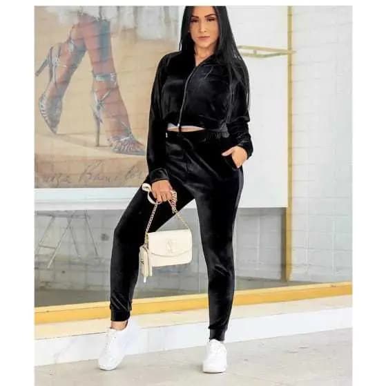 CONJUNTO VELUDO PLUSH FEMININA
