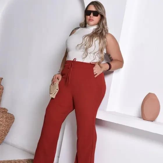 Calça Pantalona Duna Plus Size Feminina com Bolso Soltinha Wide Leg Alfaiataria Moda Verão
