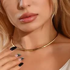 Colar Choker Dourada Lisa Femenino Acessórios femininos Bijuterias Femininas Delicado Colares duro