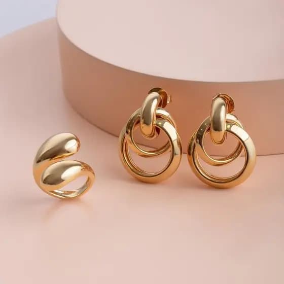 Conjunto Brinco Feminino e Anel Elegante Bijuterias Femininas Brincos Femeninos Acessórios Anéis