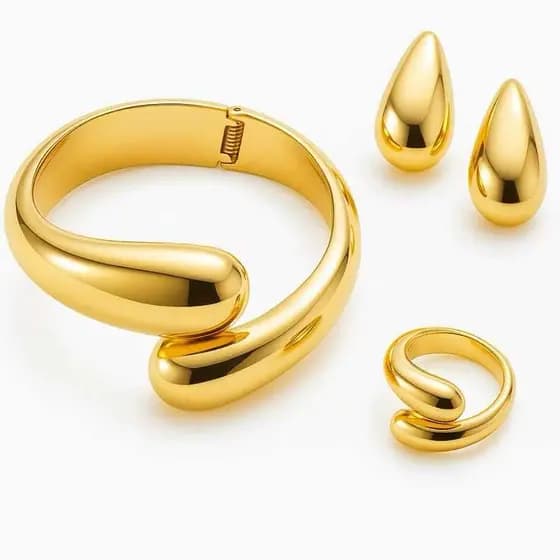Conjunto Brincos Bracelete e Anel Gota Médio Dourado ou Prata Brinco Bijuterias femininas Pulseira