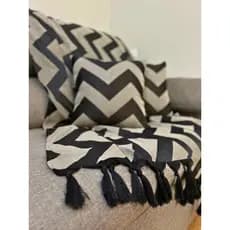 Xale para sofá 1,40x1,80 chevron preto cinza