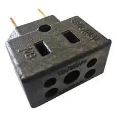 Adaptador Elétrico Bob Esponja 10A para 20A - 3 Pinos