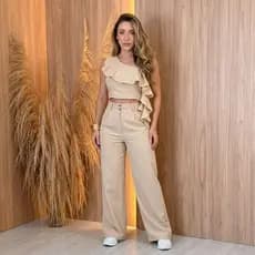 Conjunto Feminino Alfaiataria 2 Peças Cropped e Calça Tecido Alfaiataria Elegante Babado Cuntura Alta