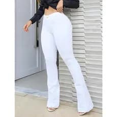 calça jeans flare branca premium estilosa modeladora