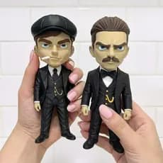 Bonecos Peaky Blinders – Thomas Shelby e Arthur Shelby 15cm em PLA | Colecionável Oficial Estilo Máfia