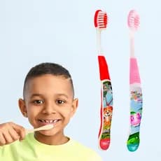 Escova de Dente Infantil Macia com Capa Protetora