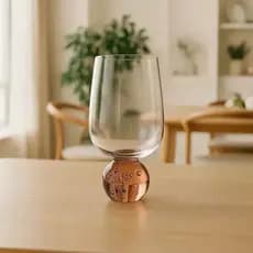 Taça de Vidro Moderna com Base Esférica Âmbar – Copo Decorativo Elegante 540ml