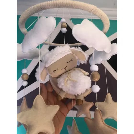 Decoração infantil Berço Doce Sonho ovelha na lua