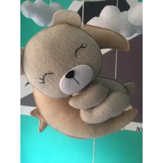 móbile para berço modelo urso na lua com Estelas