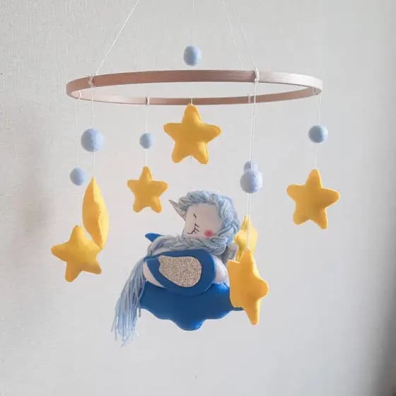 Decoração de quarto infantil bebê unicórnio com estrelas