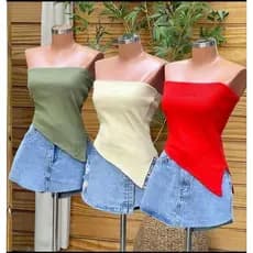 Blusa tomara que caia assimétrica, moda gringa