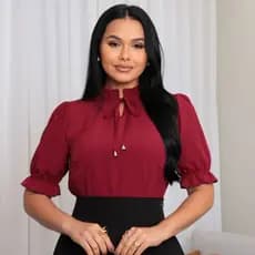 Blusa Social Casual Feminina e Delicada Gola Alta Romântica Manga Curta Bufante Moda Evangélica Cristã Lisa Elegante