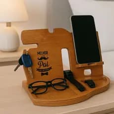 Organizador de Mesa em Madeira-Suporte para Celular,Carteira, Relógio e Chaves | Melhor Pai do Mundo