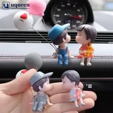 UQUEEN Casais De Desenhos Animados Figuras De Ação Decoração De Interiores De Automóveis Ornamentos Anime Auto Interior Center Console Dashboard S4V5