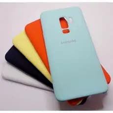 Capa capinha case em Silicone Aveludada para Samsung Galaxy S9 Plus Parte inferior aberta.