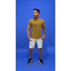 Bermuda masculina de linho com cós confortável, tecido leve e excelente caimento. Ideal para o dia a dia, passeios e loo