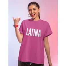 Camiseta Feminina Preta Estampada Frase Latina Cor Estampa Surpresa