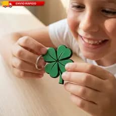 Chaveiro Trevo de 4 Folhas da Sorte – Amuleto de Prosperidade e Boa Sorte 🍀