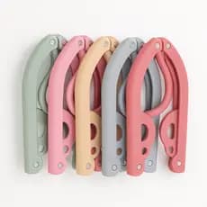 Kit 5 Cabides Dobráveis Portáteis Viagem Infantil Adulto