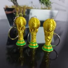 Chaveiro taça da copa do mundo com 5cm de altura e 2 de largura opção na cor branca para pintar