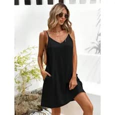 Vestido curto Soltinho com alças finas e bolsos laterais