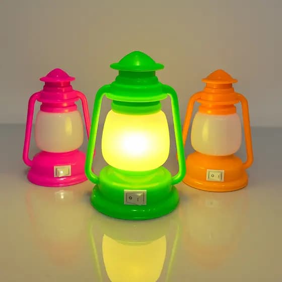 Mini Luminária Abajur De Tomada Formato Lampião