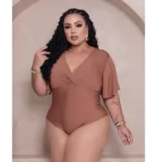 BLUSA BLUSINHA CAMISETA MANGA MORCEGO CRUZADO TRANSPASSADO DECOTE EM V PLUS SIZE GG G1 G2 G3 MODELA CORPO MANGA SOLTINHA