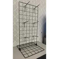 Biombo de Balcão, 60cm x 30cm + 6 ganchos 10cm Aramado para feira, evento, totalmente desmontável