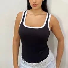 Body Canelado Prémium Regata Bicolor Gola Quadrada Alça Larga Moda Básica