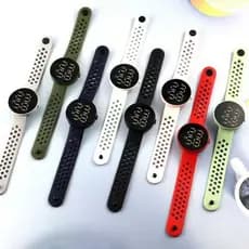 Kit 10 uni.Relógio de Pulso Esportivo Watch Tipo Smart / Relógio digital Led Adulto Esporte Prova água