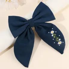 Presilha de Cabelo Infantil Laço Bordado Floral | Grampo de Cabelo para Bebê e Menina Acessório Delicado