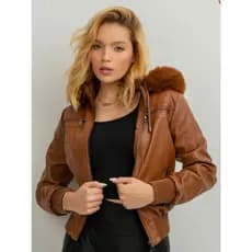 Jaqueta Feminina Cropped de Couro Com Capuz Peluciada