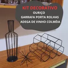 Kit Ouriço Adega de Vinho Colméia e Garrafa Porta Rolha Aramado Decoração