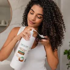 Creme de Pentear de Coco 1 Litro/Creme de pentear coco para cabelos cacheados  Creme de coco para cabelo crespo  Creme d