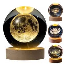 Luminária de Mesa Bola de Cristal 3D Infantil e Decorativa com Base de Madeira - Quarto e Decoração