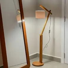 Luminária Articulada 1,60 Com Cúpula e fiação Bivolt  Abajur de chão completo decoração quarto sala