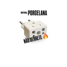 Adaptador Tomada 10A/20A Porcelana Alta Resistência Não Derrete