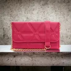 Não deixe para amanhã a bolsa linda que você pode usar hoje! Bolsa Bordado Triangulo Lançamento 2024
