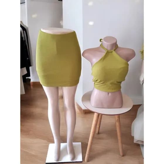 Conjunto Croped Com Bojo e Short Saia