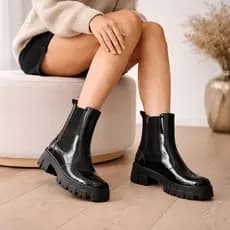 Bota Coturno Confortável Tratorada Blogueira Estilosa Sem Cadarço Feminina