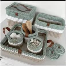 kit higiene bebê crochê fio de malha com farmacinha, quarto safari, jardim, borboleta,organizador