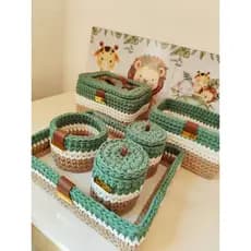 kit higiene bebê crochê fio de malha 6 peças com farmacinha, quarto safari, jardim encantado.