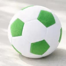 BOLA DE FUTEBOL DE PELÚCIA BRANCA COM VERDE 20 CM