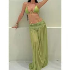 Biquíni de cor sólida com amarração nas costas e saia de praia, conjunto de três peças elegante para mulheres.