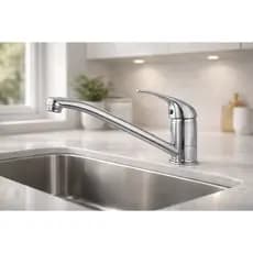 Torneira Monocomando Luxo Quente e Frio de Bancada Para Cozinha em Aço Inox Brilhante